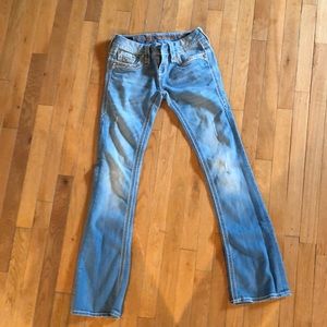 Boot cut jeans